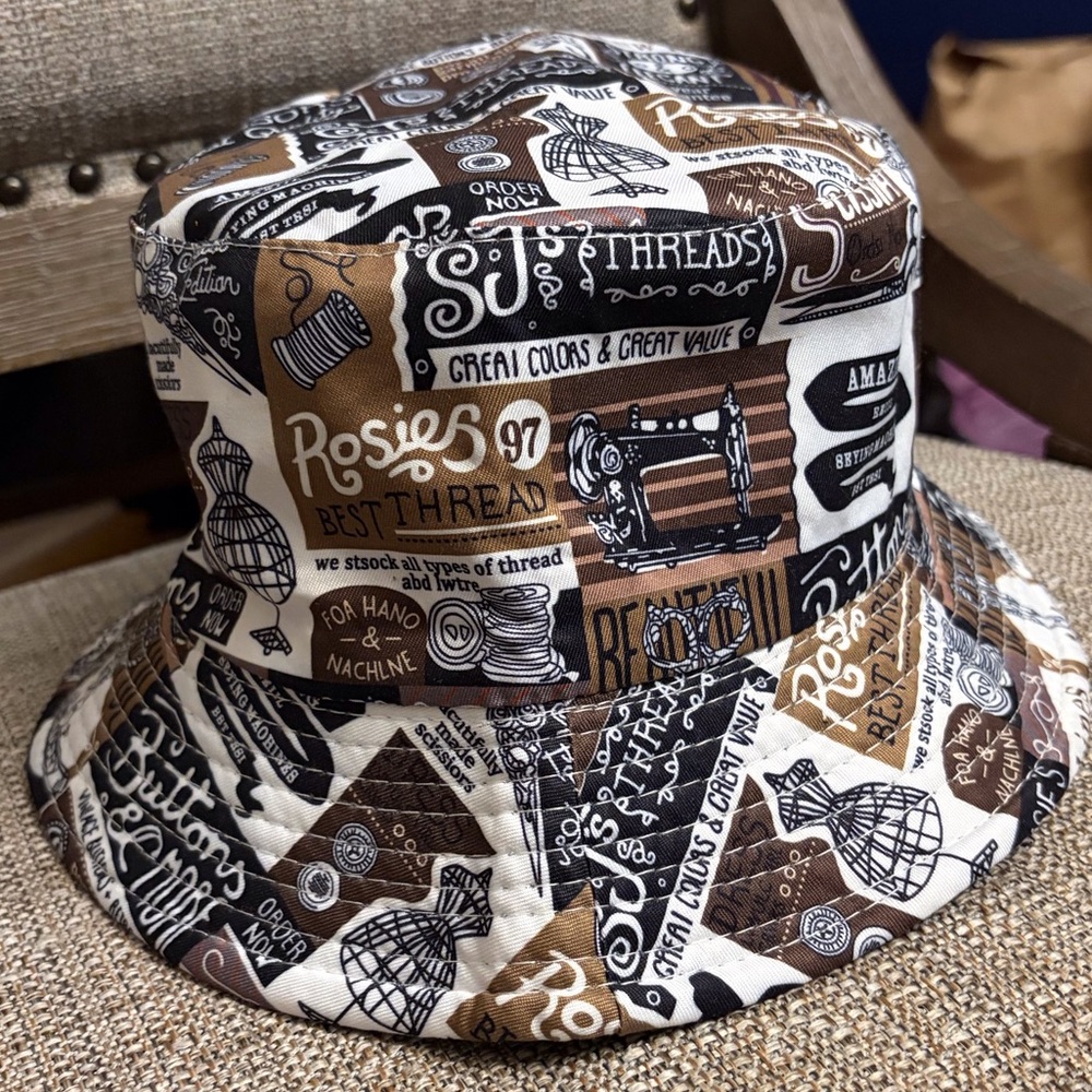 Women reversible hat O/S